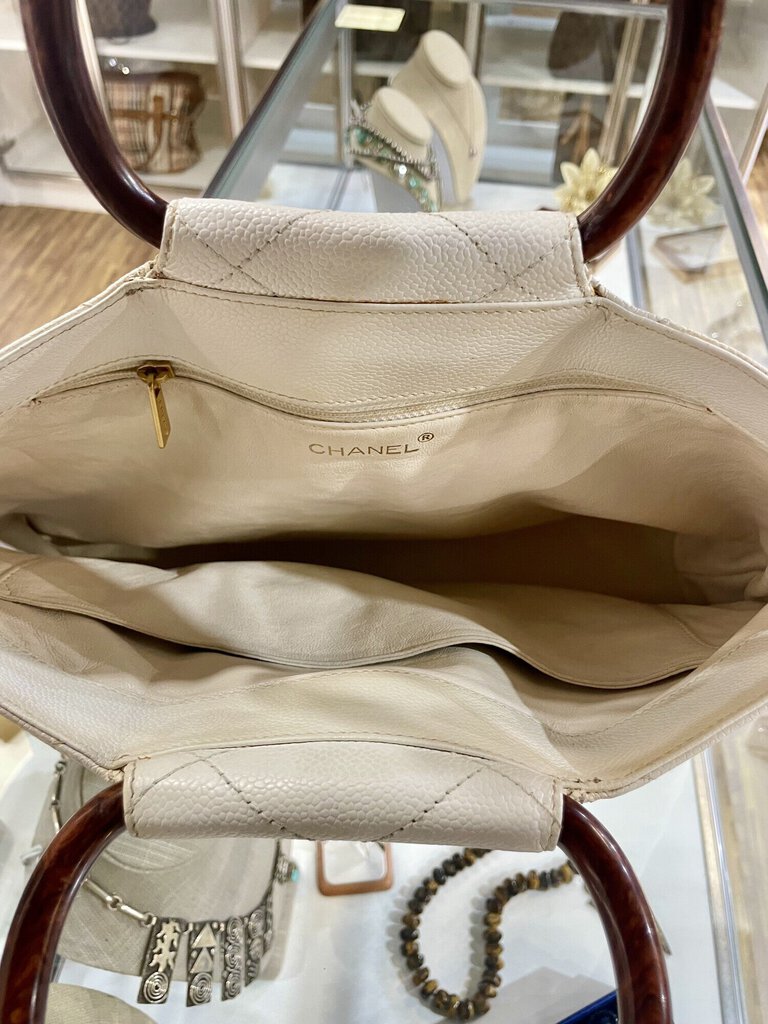 Chanel Whte Wooden Caviar