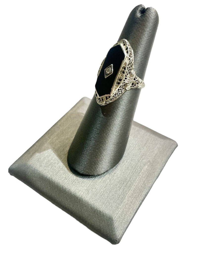 14KT WG BLK ONYX W/DIAMOND CENTER VINTAGE RING SZ 5.5