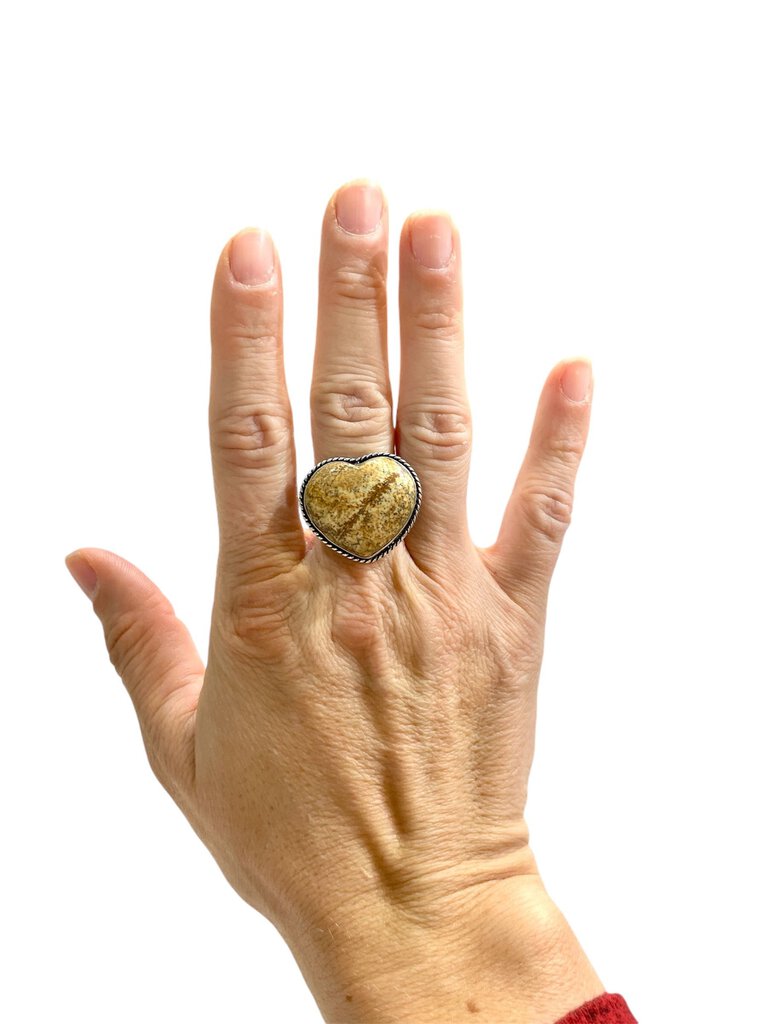 SS PICTURE JASPER HEART SHAPE STONE BEZEL SET BRAIDED DESIGN RING SZ 8