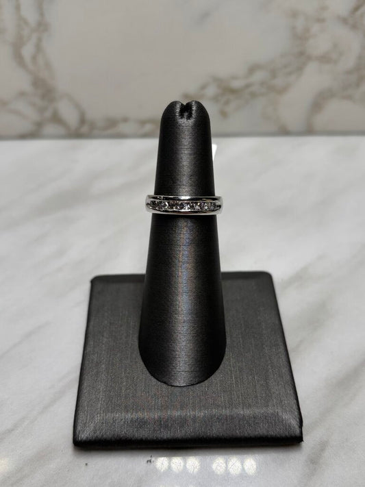 14KT WG 1/4CTTW ANNIVERSARY BAND SZ 5.5