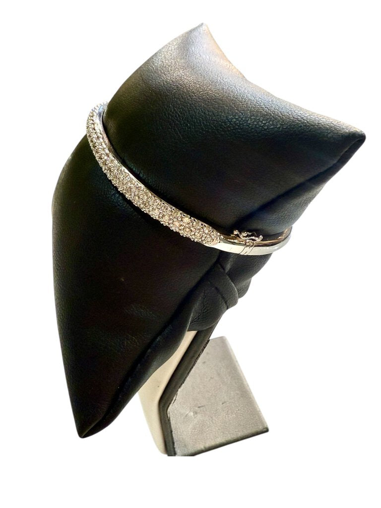 18KT WG 1.54CTTW PAVE DIAMOND BANGLE BRACELET W/ APPRAISAL