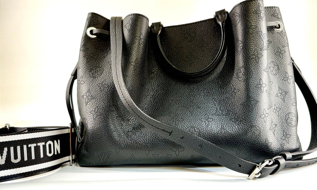 LV BELLA GM BLK PERFERATED BAG W/EXTRA STRAP IOB