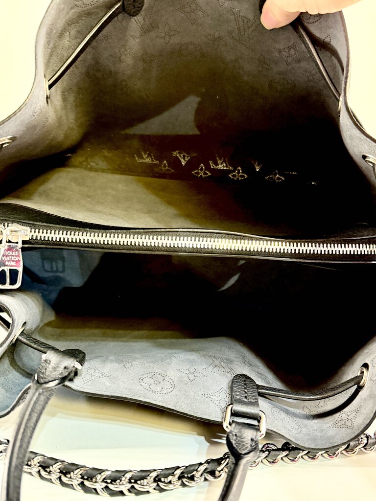 LV BELLA GM BLK PERFERATED BAG W/EXTRA STRAP IOB