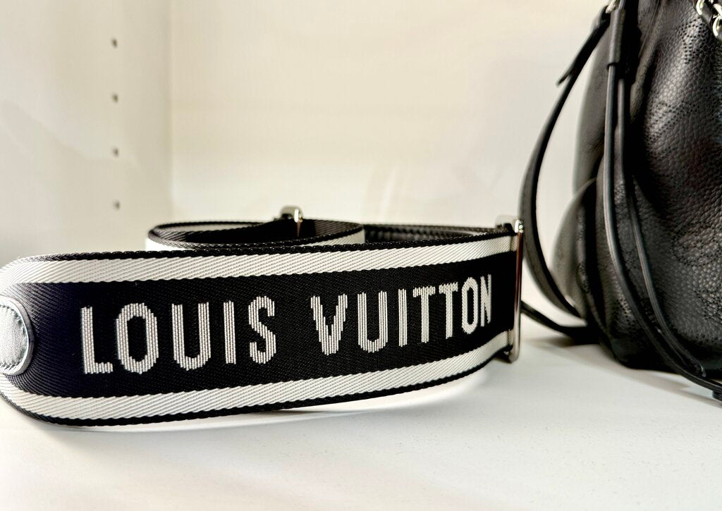LV BELLA GM BLK PERFERATED BAG W/EXTRA STRAP IOB