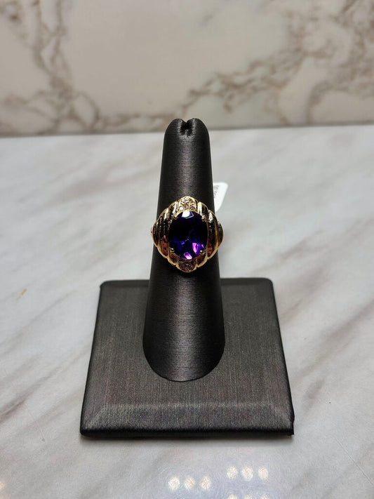 14KT YG LARGE OVAL AMETHYST W/MELEE RING SZ 6.5