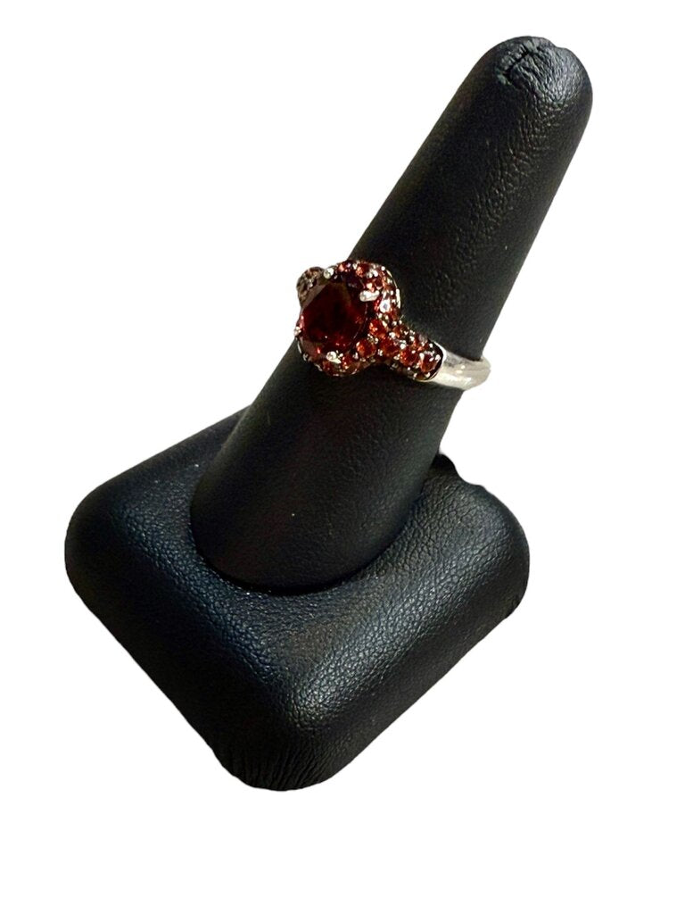 SS OVAL CREATED RUBY RING W/HALO DESIGN SZ 8