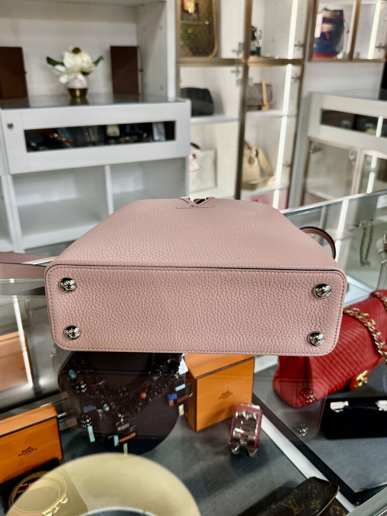 LV TAURILLION CAPUCINES BB CROSS BODY