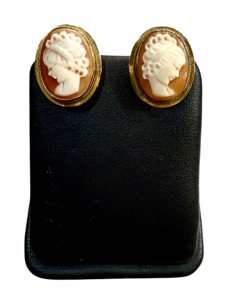 14KT YG NON PIERCED CAMEO EARRINGS