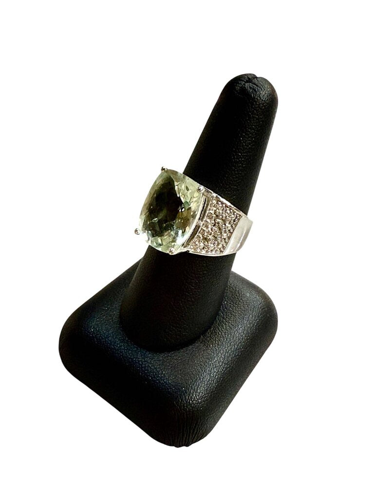 SS ALONGATED CUSHION CUT PRASIOLITE STONE ON WIDE BAND SZ 8