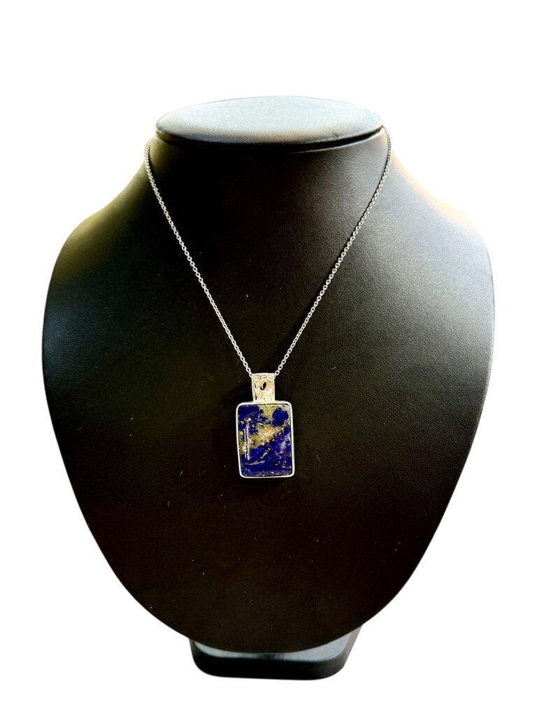 SS LG SQUARE LAPIS PENDANT NO CHAIN