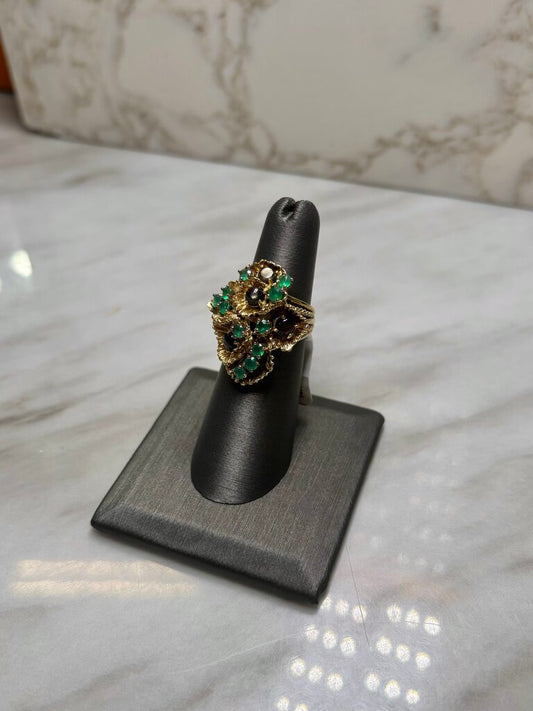 14KT YG STAR SAPPHIRE W/EMERALD CLUSTER STYLE RING SZ 6