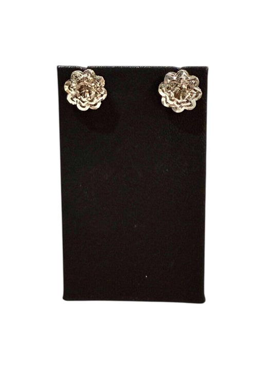 14KT WG FLOWER STUD EARRINGS
