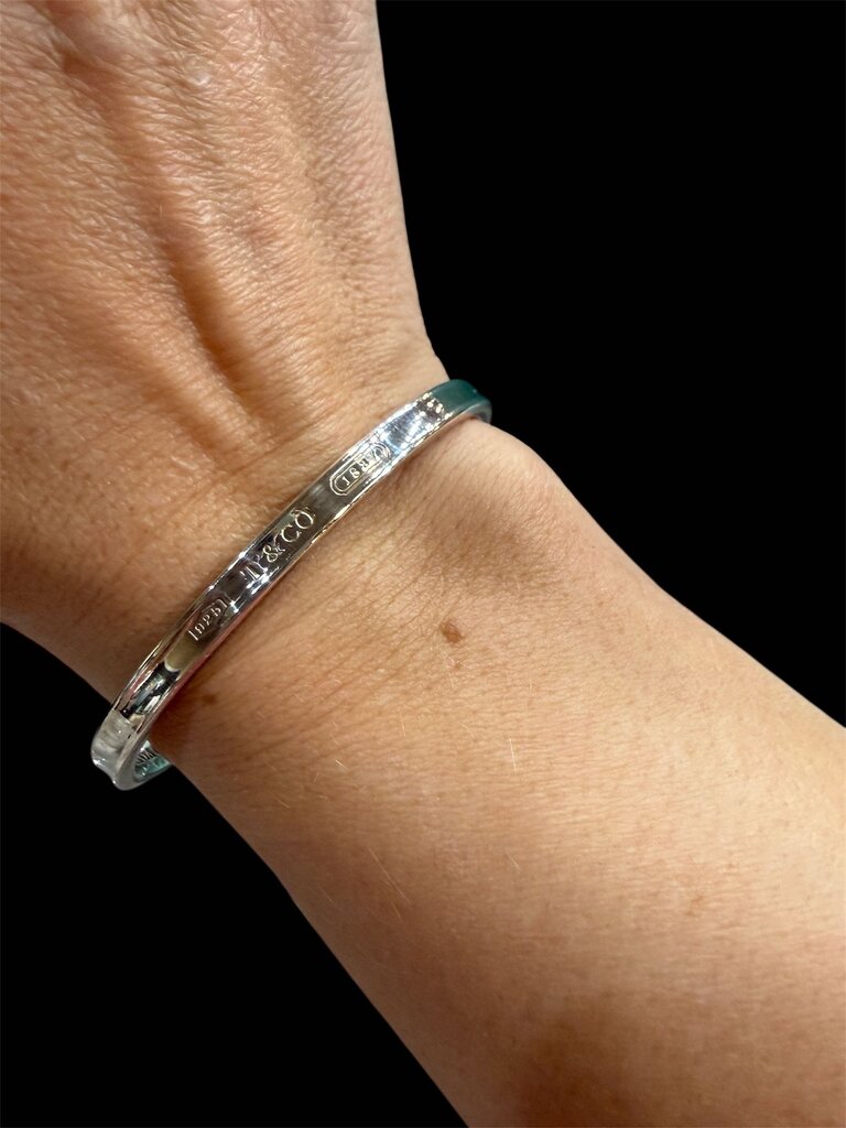SS TIFFANY&CO SMALL CUFF BRACELET W/BOX