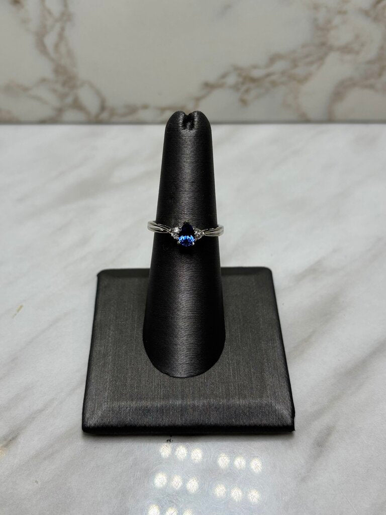 14KT WG PEAR SHAPE SAPPHIRE W/MELEE RING SZ 6.5 – Consign Jewelry