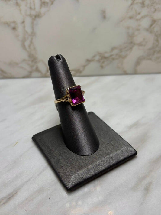 10KT YG CREATED PINK SAPPHIRE STONE VINTAGE RING SZ 6