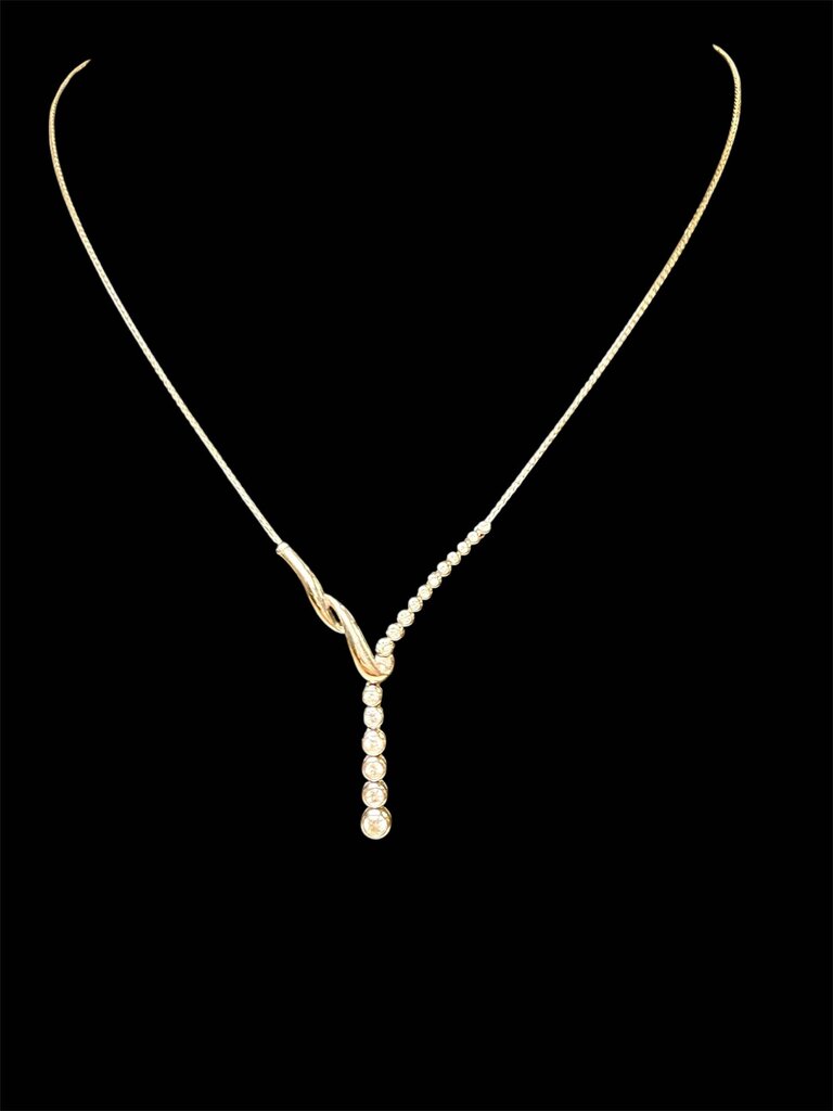 14KT WG 5/8TW BEZEL SET JOURNEY STYLE NECKLACE