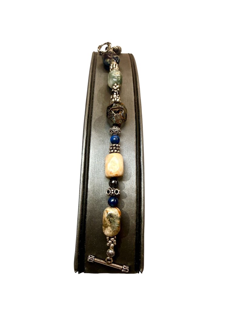 MORANO GLASS JASPER SCROLLING BEAD BRACELET W/ TOGGLE