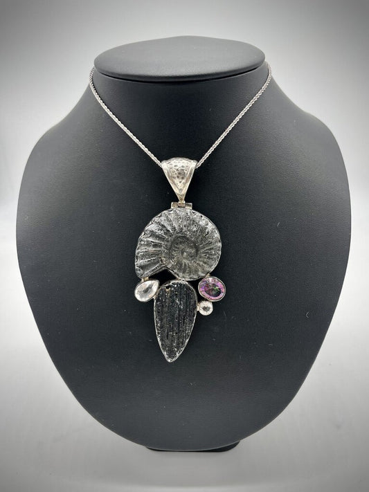 Ss Ammonite W/pearl Pend