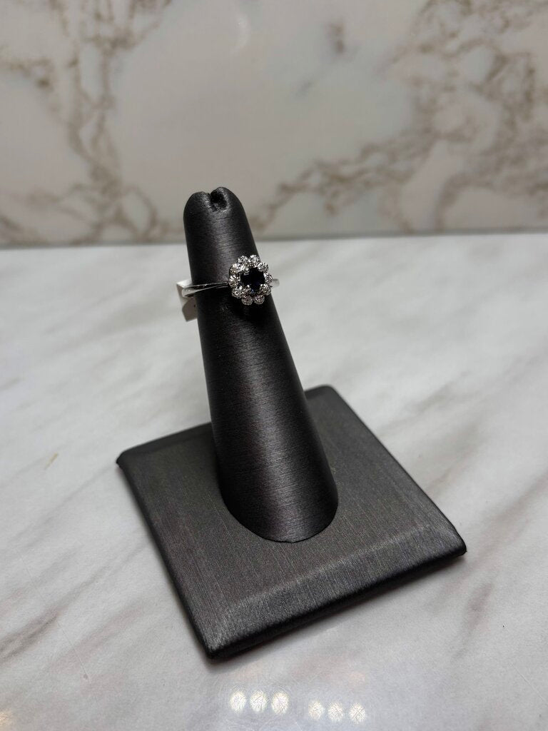 14kt Wg Sapp &dia Halo Ri