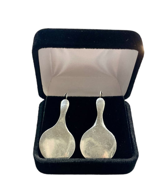 SS LARGE PING PONG PADDLE DESIGN EARRINGS