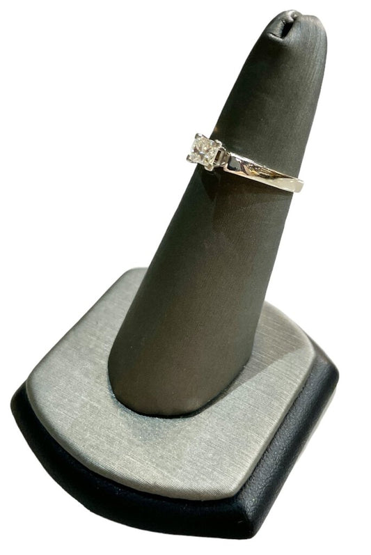 14KT WG .37CT PRINCESS CUT SOLITARE RINGN SZ 6