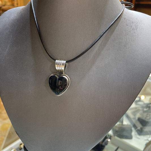 SS DON DODSON BLACK ONYX HEART PENDANT ON ROPE CHAIN