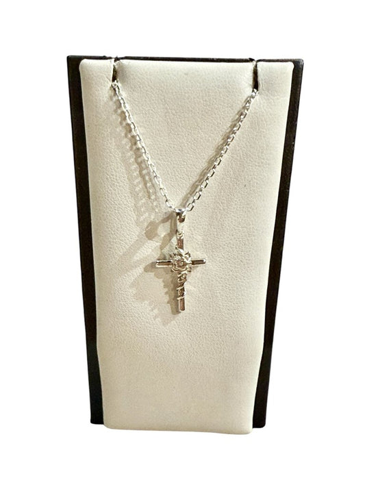 SS CROSS PENDANT ON 22" ADJUSTABLE CHAIN