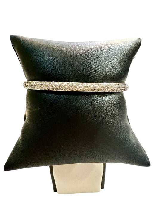 18KT WG 1.54CTTW PAVE DIAMOND BANGLE BRACELET W/ APPRAISAL