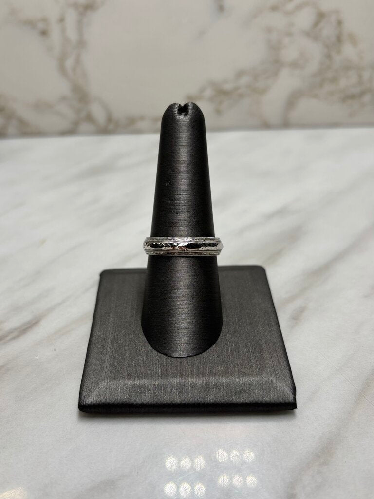 14KT WG 6MM BAND W/ETCHING SZ 9.5