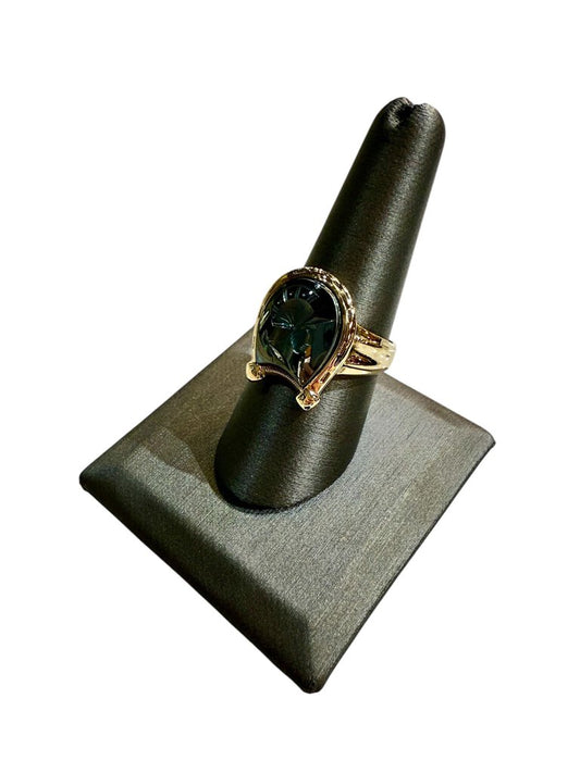 10KT YG LARGE HORSE SHOE RING W/TROJAN SZ 9