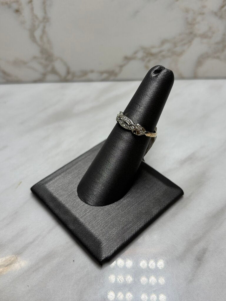 14/18KT TUTONE 3/8TW SINGLE CUT DIAMOND TWIST STYLE BAND SZ 6.5