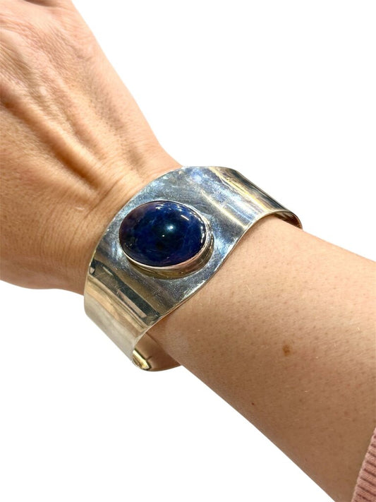 SS OVAL LAPIS BEZEL SET CUFF BRACELET