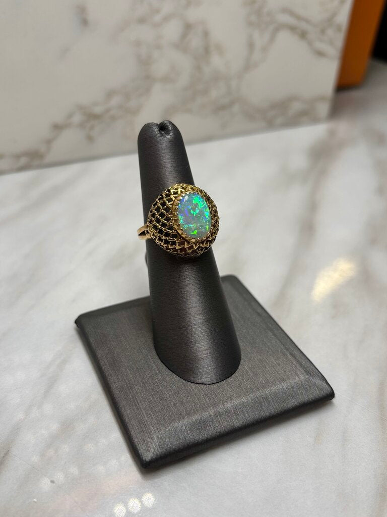18KT YG 9X12 OPAL VINTAGE STYLE RING SZ 6.5