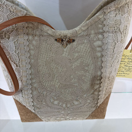 lace bee crossbody bag