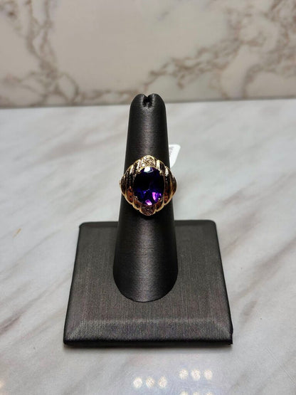14KT YG LARGE OVAL AMETHYST W/MELEE RING SZ 6.5