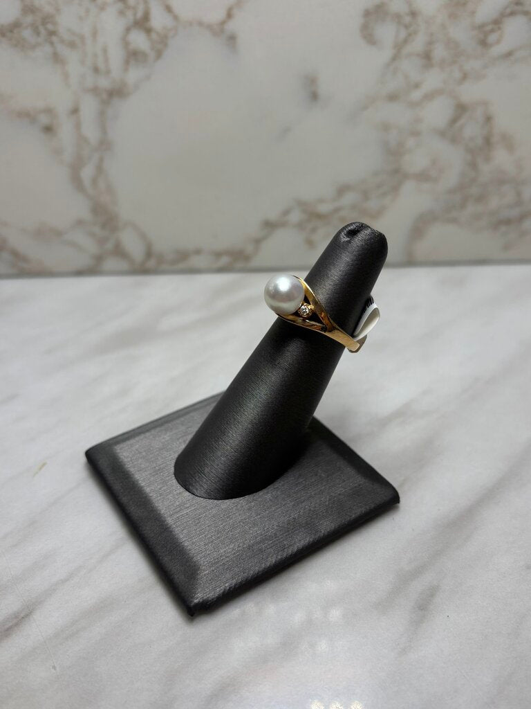 14KT YG FWP CTR W/MELEE DIA SZ 6