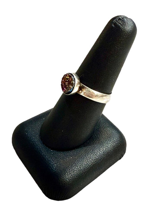 SS ROUND DRUZY BEZEL SET ON BAND SZ 8