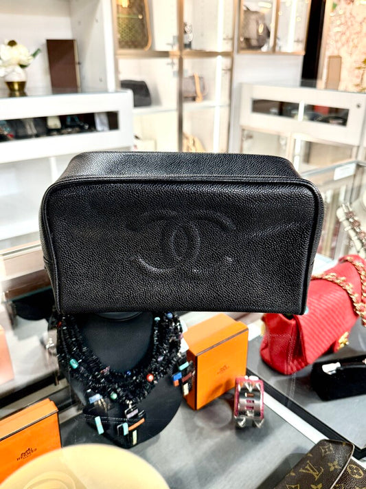 CHANEL COSMETIC BAG CAVIER