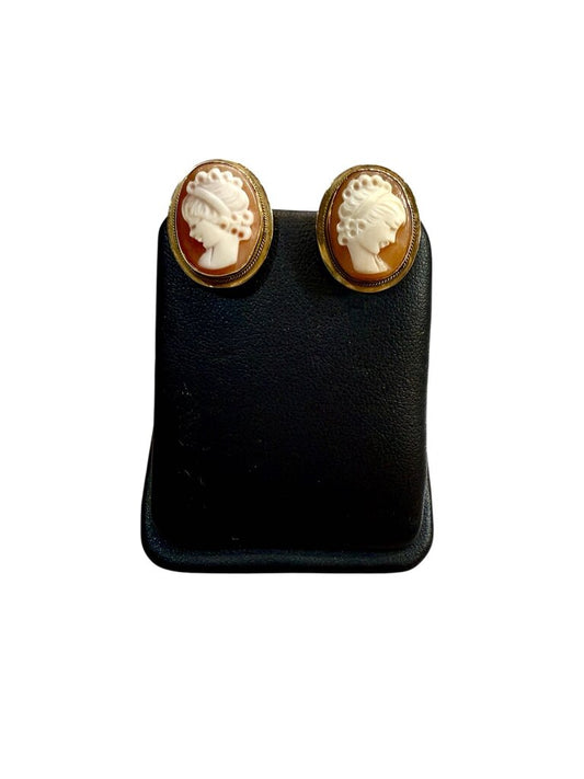 14KT YG NON PIERCED CAMEO EARRINGS
