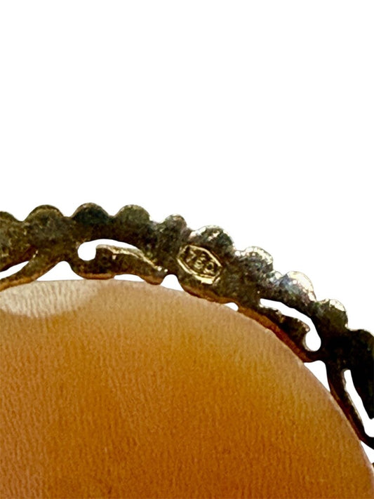 18KT YG LARGE CAMEO PIN FACING RIGHT