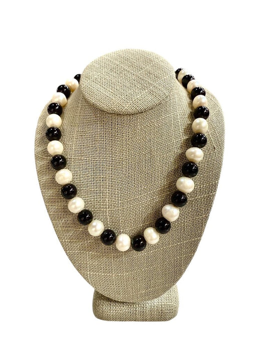 14KT YG FWP W/ONYX NECKLACE
