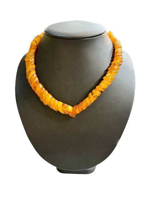 18" AMBER NECKLACE SCREW CLASP