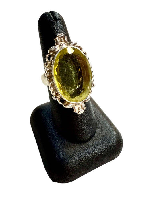 SS LEMON QUARTZ OVAL BEZEL SET ROSE W/ LEAVES DESIGN RING SZ 7.5