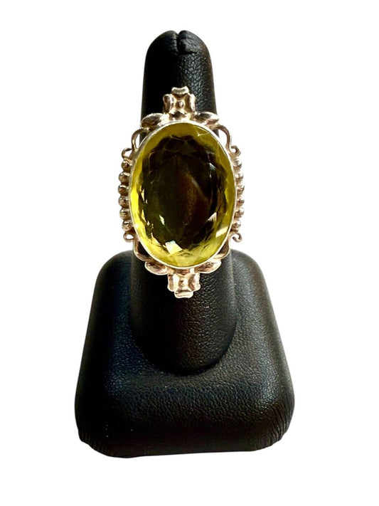SS LEMON QUARTZ OVAL BEZEL SET ROSE W/ LEAVES DESIGN RING SZ 7.5