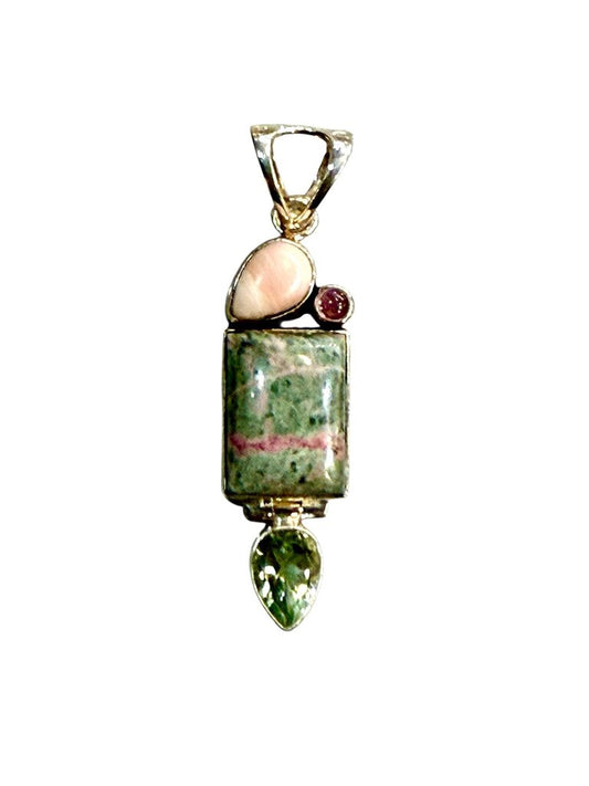 SS JASPER CTR PEAR SHAPE PRASIOLITE PINK OPAL PEAR SHAPE W/CAB AMETHYST NO CHAIN