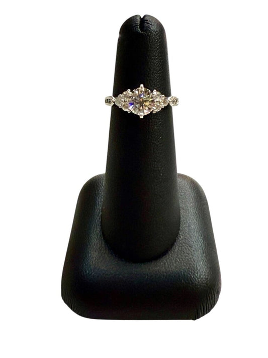 14KT WG 1CT LG CTR W/6RB ON BAND SZ 5.5