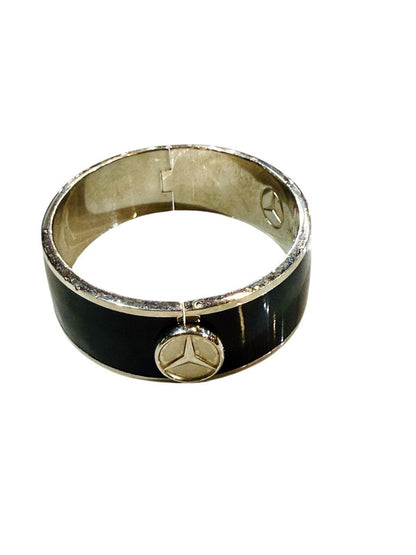 PLATED MERCEDES BANGLE BRACELET