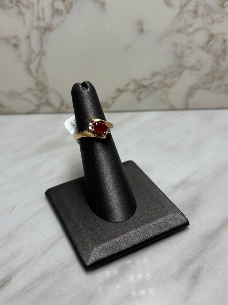 14KT YG RUBY & DIA RING SZ 6