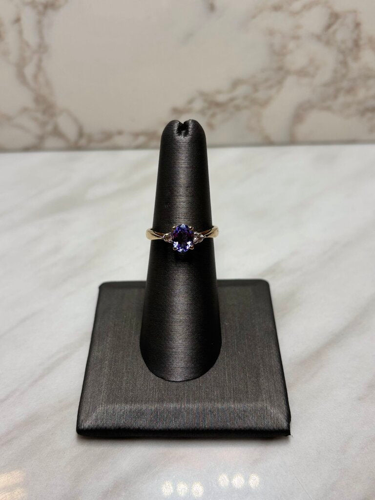 14KT YG STAMPED .73CT OVAL TANZ W/MELEE RING SZ 7