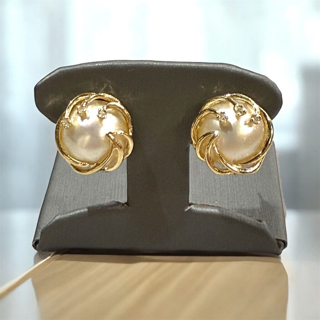 14KT YG MABE PEARL W/MELEE ACCENT STONE STUD EARRINGS